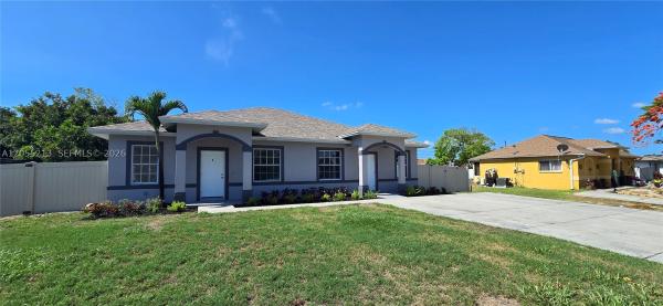 4580 24th Place Sw #B, Naples, Florida 34116, image 1
