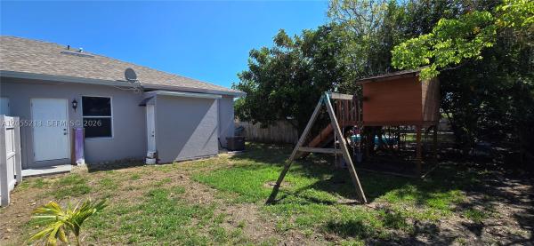 4580 24th Place Sw #B, Naples, Florida 34116, image 2