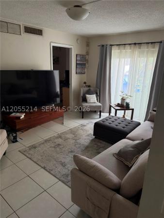 Embarcadero, 5328 NE 6th Ave #F13, Oakland Park, Florida 33334, image 3