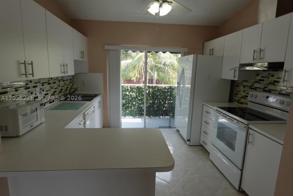 7030 NW 173rd Dr #1602, Hialeah, Florida 33015, image 3