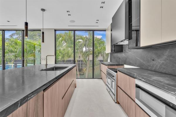 La Gorce Golf, 6020 Alton Rd, Miami Beach, Florida 33140, image 2