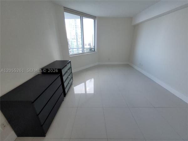 One Miami West, 325 S Biscayne Blvd #1719, Miami, Florida 33131, image 3