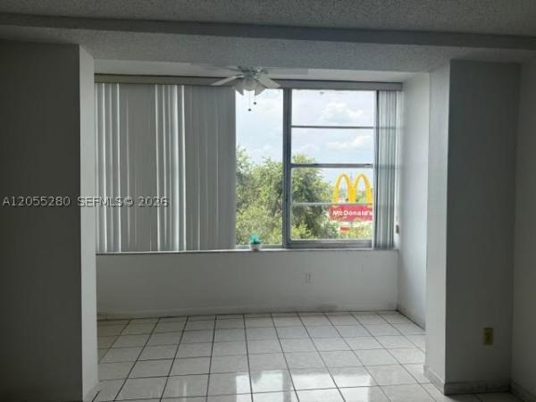 Gratigny Plaza, 7345 W 4th Ave #404, Hialeah, Florida 33014, image 2