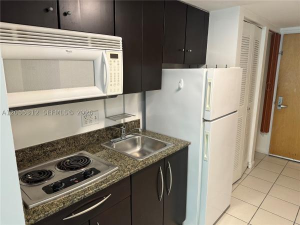 The Club At Brickell Bay, 1200 Brickell Bay Dr #2310, Miami, Florida 33131, image 3