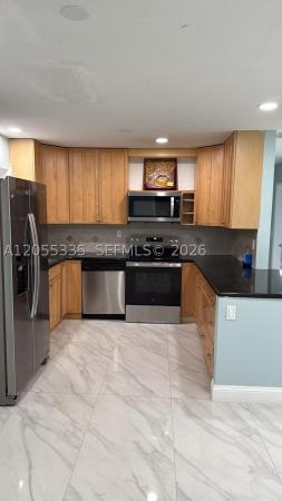 Coral Manor, 9 SE 10th Ct, Deerfield Beach, Florida 33441, image 2