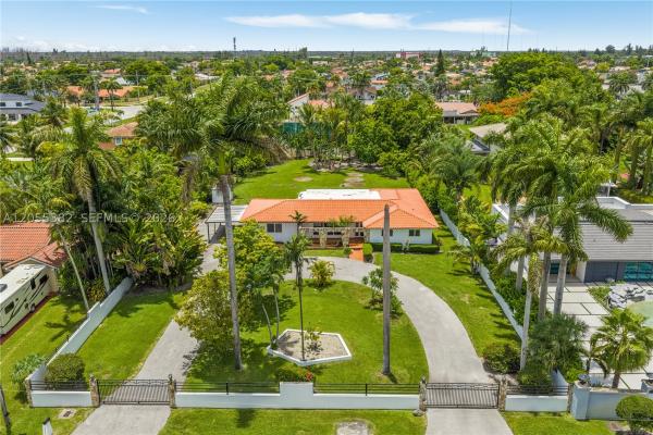 220 NW 130th Ave, Unincorporated Dade County, Florida 33182, image 3