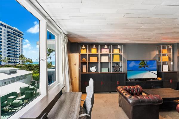 Roney Palace, 2301 Collins Ave #522, Miami Beach, Florida 33139, image 3