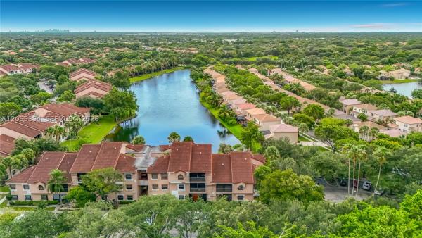 Optima Village At Fountain Spring, 10790 NW 14th St #196, Plantation, Florida 33322, image 1