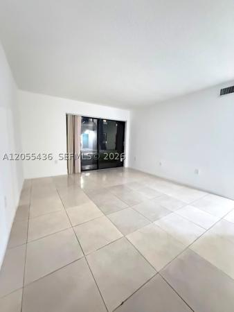 7090 NW 179th St #107, Hialeah, Florida 33015, image 3