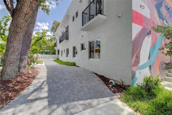427 NW 34th St #4, Miami, Florida 33127, image 3