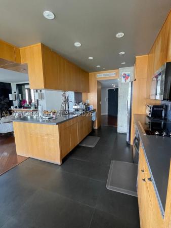 Brickell Key One, 520 Brickell Key Dr #A1216, Miami, Florida 33131, image 2