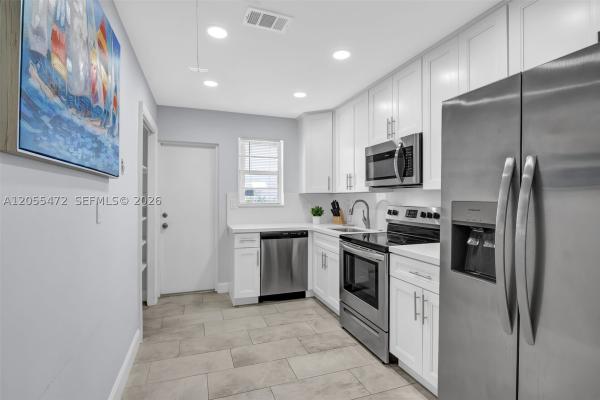 Knoll Ridge, 2160 NE 56th St #2, Fort Lauderdale, Florida 33308, image 3