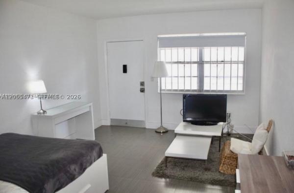 La Fleurette, 4015 Indian Creek Dr #307, Miami Beach, Florida 33140, image 2