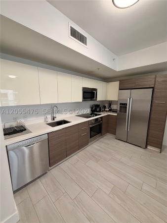Brickell Ten, 1010 SW 2nd Ave #707, Miami, Florida 33130, image 3