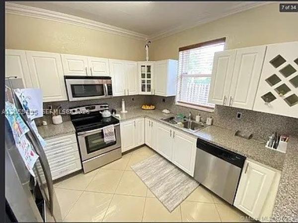 12973 SW 132nd Ter, Unincorporated Dade County, Florida 33186, image 2