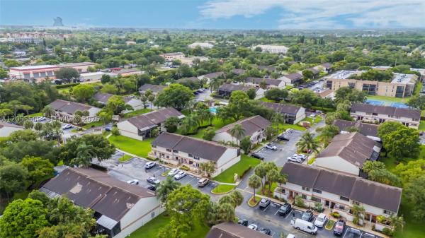 Townhomes At Orange Drive, 7050 SW 42nd Ct, Davie, Florida 33314, image 2