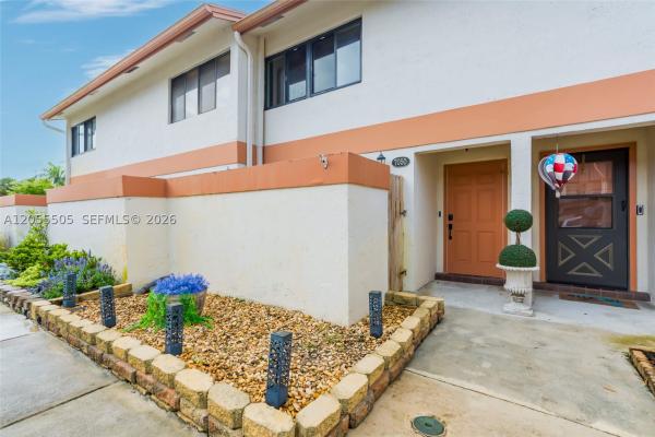 Townhomes At Orange Drive, 7050 SW 42nd Ct, Davie, Florida 33314, image 1