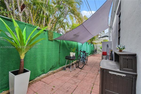 Harris Estates, 2140 Monroe Ter, Hollywood, Florida 33020, image 2
