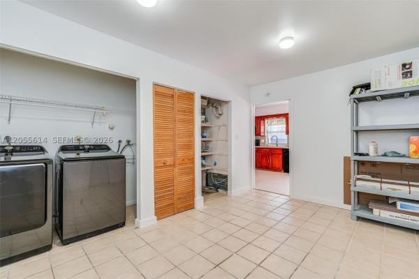 North Lauderdale Village, 8250 SW 3rd Pl, North Lauderdale, Florida 33068, image 2