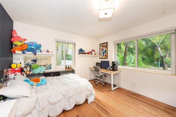 Utopia, 4155 Pamona Ave, Miami, Florida 33133, image 3