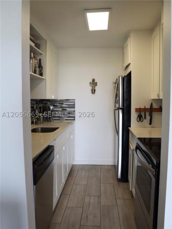 Vecino Del Mar, 2350 NE 135th St #607, North Miami, Florida 33181, image 1