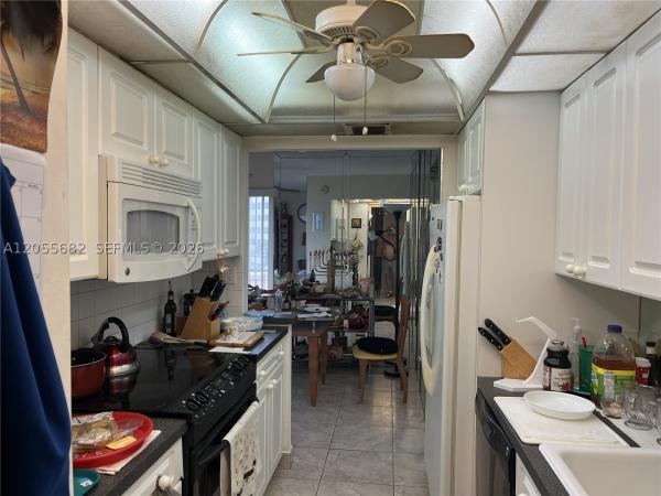 Golden Isles Towers, 120 Golden Isles Dr #44B, Hallandale Beach, Florida 33009, image 2
