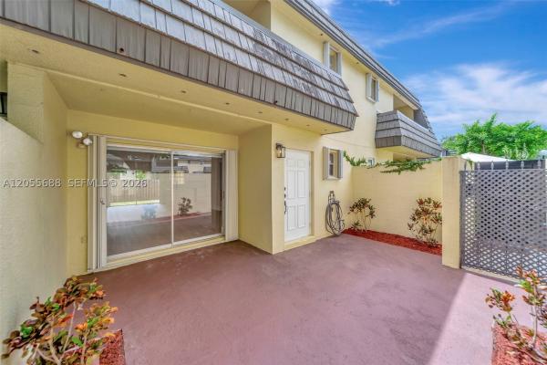 8769 SW 137th Ave, Unincorporated Dade County, Florida 33183, image 2
