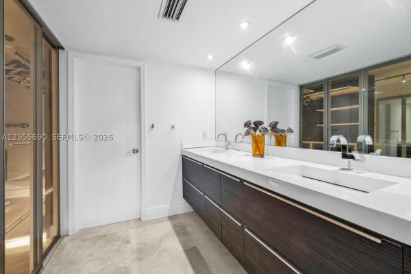 Commodore Club West, 155 Ocean Lane Dr #1111, Key Biscayne, Florida 33149, image 3