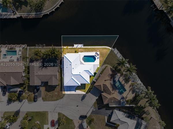 Cypress Isles Estates, 670 SE 7th Ave, Pompano Beach, Florida 33060, image 2