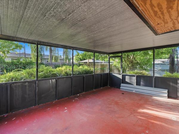 16621 SW 102nd Ave, Unincorporated Dade County, Florida 33157, image 2