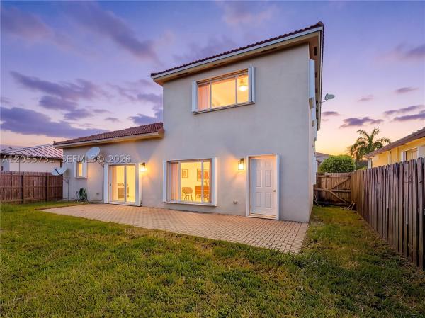 Floridian Bay Estates, 2002 NE 39th Ter, Homestead, Florida 33033, image 1