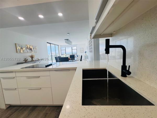 Eldorado Towers, 3625 N Country Club Dr #2409, Aventura, Florida 33180, image 1