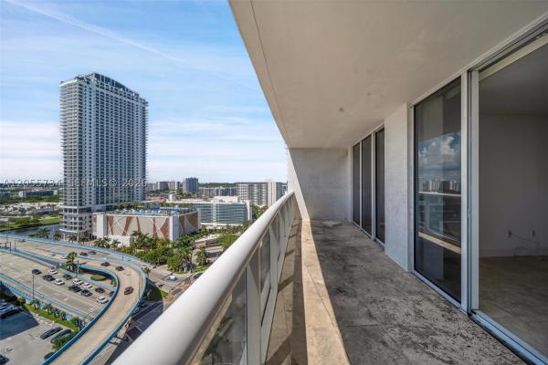 Beach Club 3, 1800 S Ocean Dr #1809, Hallandale Beach, Florida 33009, image 2