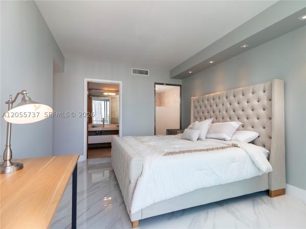 Mint At Riverfront, 92 SW 3rd St #3901, Miami, Florida 33130, image 1