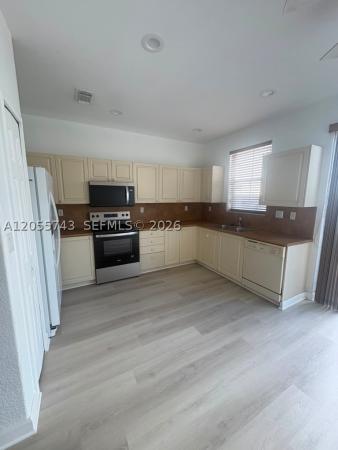 Costa Linda, 5420 NW 107th Ave #301, Doral, Florida 33178, image 3