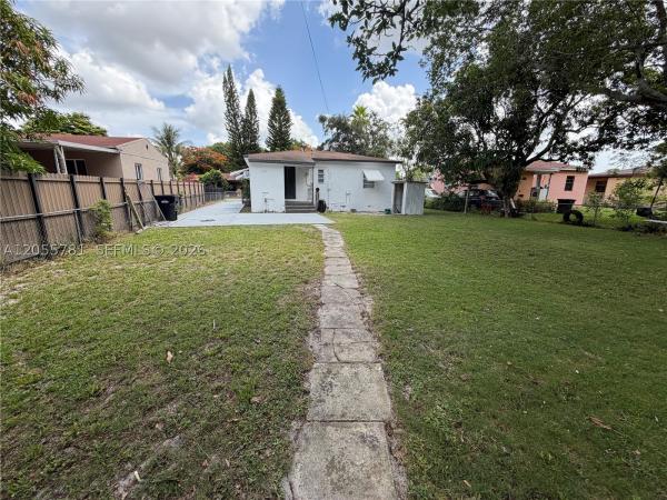 Rivera Manor, North Miami, Florida 33168, image 1