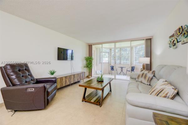 1701 NE 191st St #A103, Unincorporated Dade County, Florida 33179, image 2