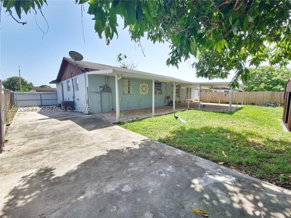 10221 SW 169th St, Unincorporated Dade County, Florida 33157, image 1