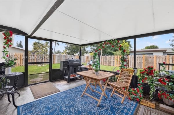 Sunrise Golf Village, 11371 NW 37th Pl, Sunrise, Florida 33323, image 2