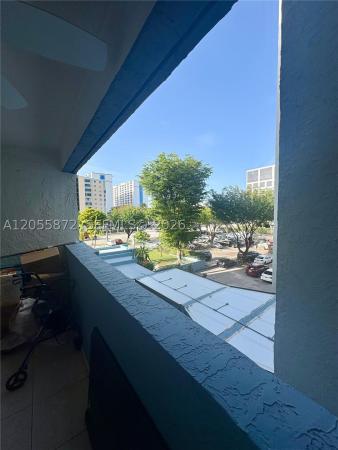 5050 Building, 5050 NW 7th St #309, Miami, Florida 33126, image 1