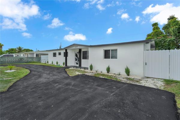 10460 SW 149th St, Unincorporated Dade County, Florida 33176, image 1