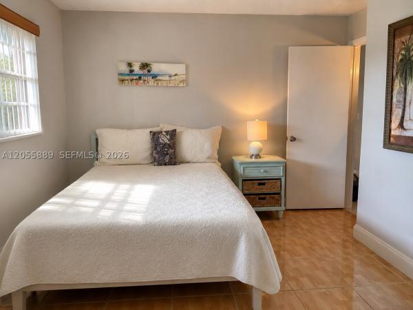 Four Sea Suns, 306 S Circle Dr S #203, Boynton Beach, Florida 33435, image 2