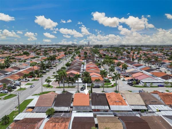 Biltmore Estates, 11425 NW 88th Ct, Hialeah Gardens, Florida 33018, image 2