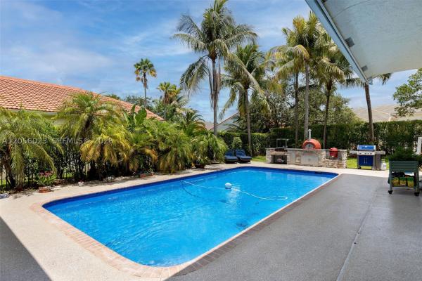 Jasmine Island North, 1359 Ginger Cir, Weston, Florida 33326, image 2
