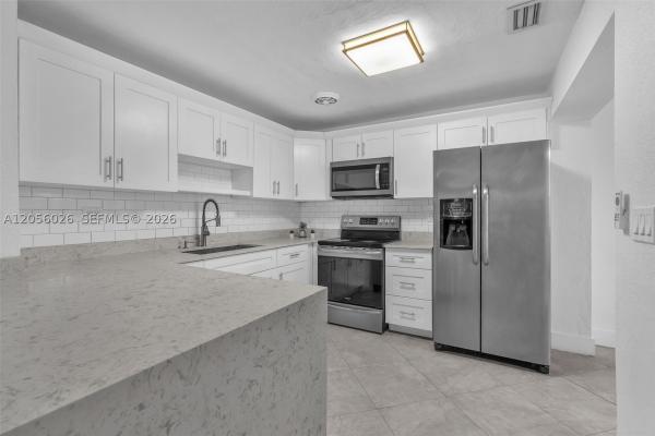 Cresthaven, 1640 NE 33rd St, Pompano Beach, Florida 33064, image 1
