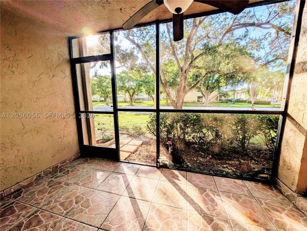 Racquet Club At Bonaventure, 310 Lakeview Dr #105, Weston, Florida 33326, image 3