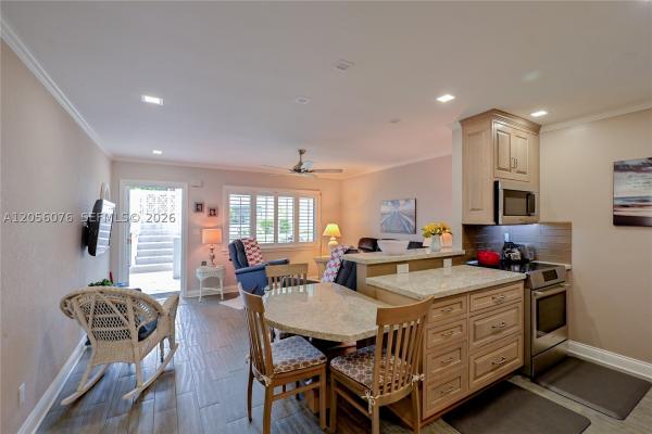 Montclair Gardens, 2170 NE 51st Ct #B6, Fort Lauderdale, Florida 33308, image 2