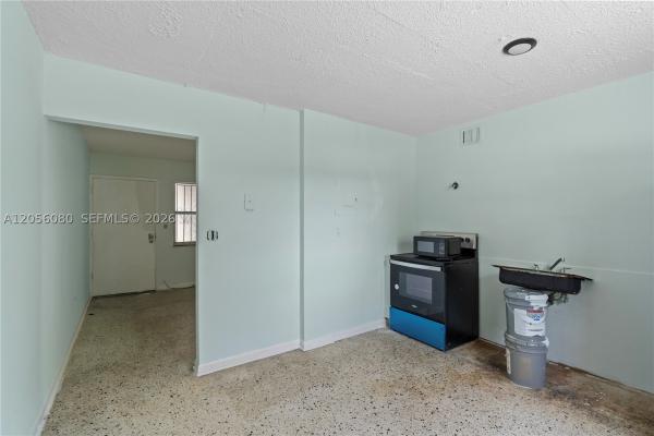 Varadero, 1250 W 26th Pl #108, Hialeah, Florida 33010, image 3