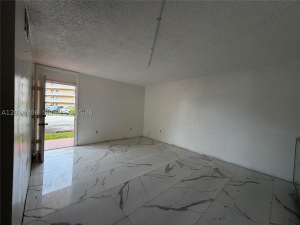 Point East, 2980 Point East Dr #D-102, Aventura, Florida 33160, image 2