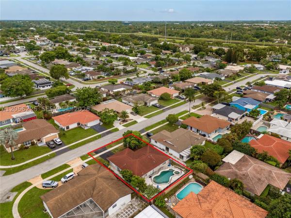 Sunflower, 8210 NW 68th Ter, Tamarac, Florida 33321, image 3